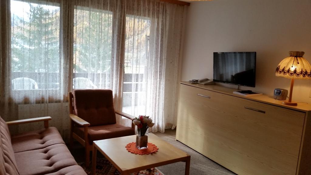 Appartements Monte Rosa Tasch Phòng bức ảnh