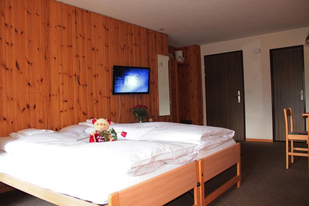Appartements Monte Rosa Tasch Ngoại thất bức ảnh